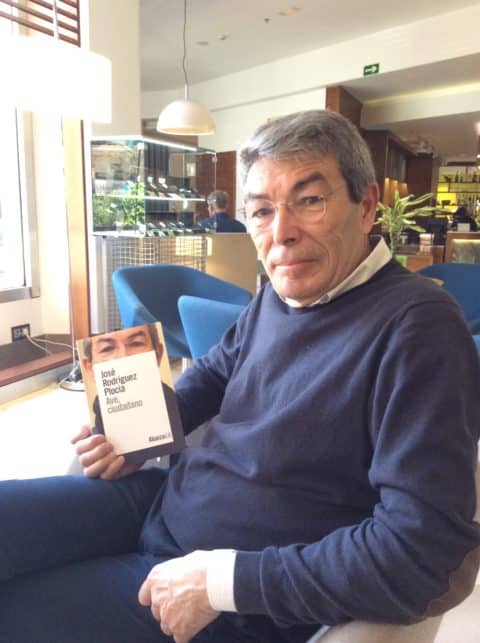 Reseña de Ave Ciudadano de José Rodríguez Plocia