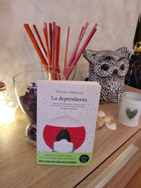 Reseña de La Dependienta de Sayaka Murata
