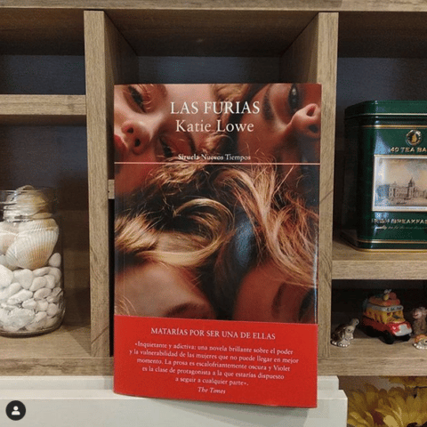 Las furias de Katie Lowe: Matarías por ser una de ellas