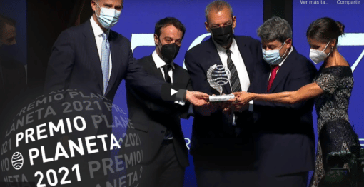 El Planeta lanza otra bomba: Carmen Mola son tres hombres y se llevan el millón de euros
