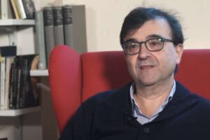 “Es una pequeña obra maestra”. El mejor libro que ha leído Javier Cercas este 2025 es de un Premio Nobel