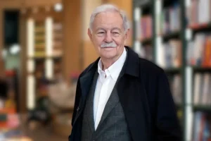 Los 6 libros que, el Premio Princesa de Asturias 2025, Eduardo Mendoza recomienda