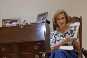 Esta es la nueva novela que recomienda Julia Navarro: «Un libro que casi podría ser una novela de aventuras pero que tristemente es real»