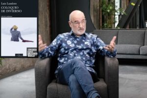 Fernando Aramburu recomienda a este autor español «Si hay un valor seguro en la actualidad literaria española es la prosa, son las historias, de este escritor extraordinario.»