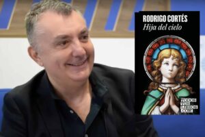 «Sus libros contienen un espectáculo maravilloso y deslumbrante de imaginación y fantasía.» dice Manuel Vilas de este autor que estrena novela